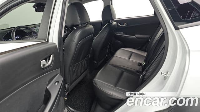 Hyundai Kona Modern Art, 2018 12