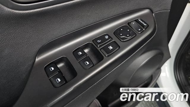 Hyundai Kona Modern Art, 2018 17