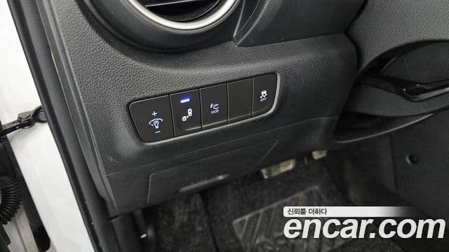 Hyundai Kona Modern Art, 2018 18