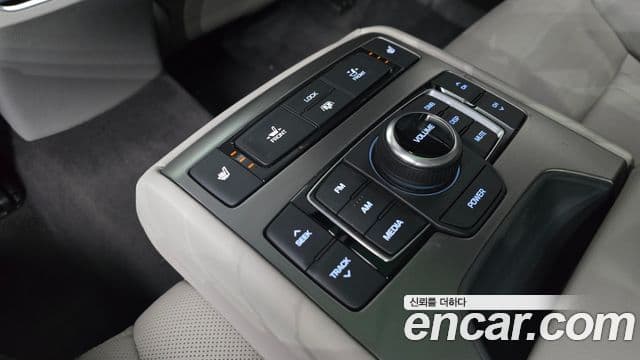 Hyundai Genesis DH Premium, 2016 19