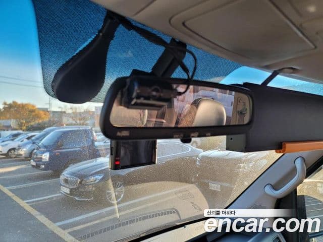 Hyundai 쏠라티 Deluxe, 2021 8