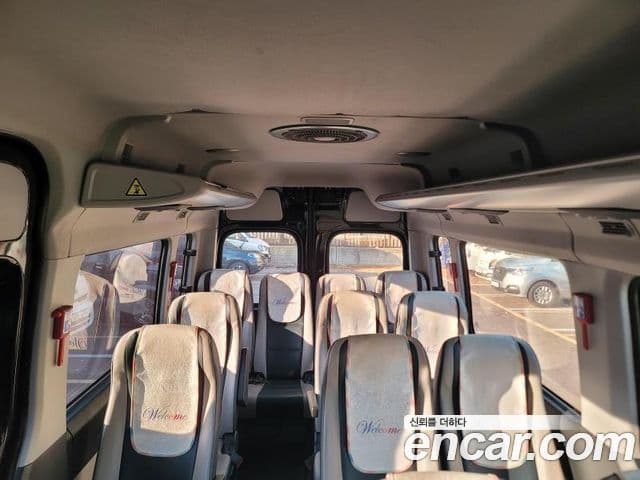 Hyundai 쏠라티 Deluxe, 2021 13