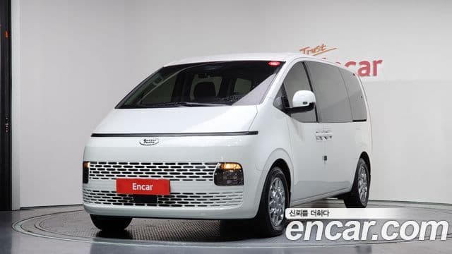 Hyundai Staria Modern, 2022 1