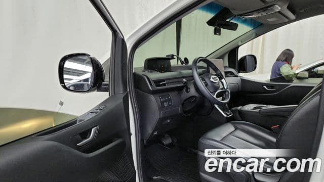 Hyundai Staria Modern, 2022 10