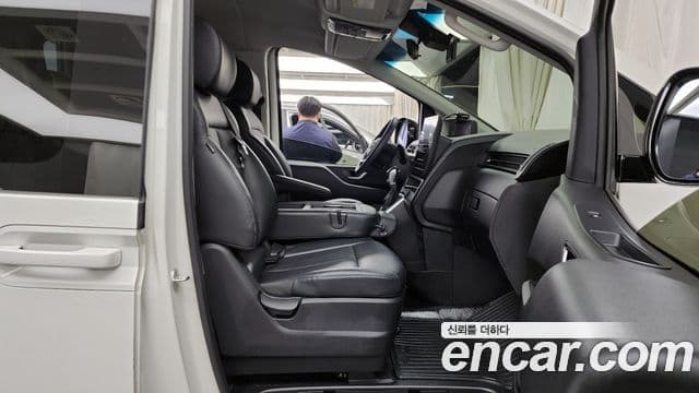 Hyundai Staria Modern, 2022 11