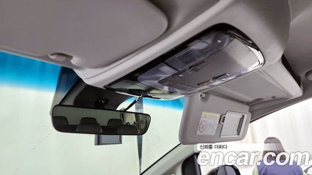 Hyundai Staria Modern, 2022 17