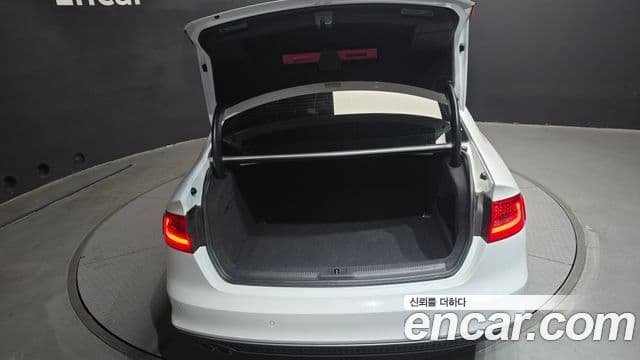 Audi New A4 B8, 2015 20