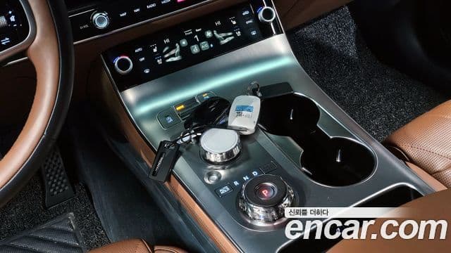 Genesis GV70, 2025 9