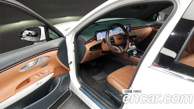 Genesis GV70, 2025 11