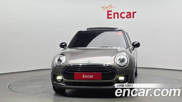 Mini Cooper 클럽맨 2세대, 2019 3