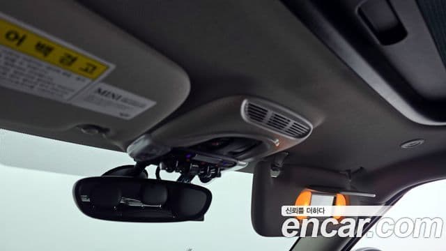 Mini Cooper 클럽맨 2세대, 2019 18