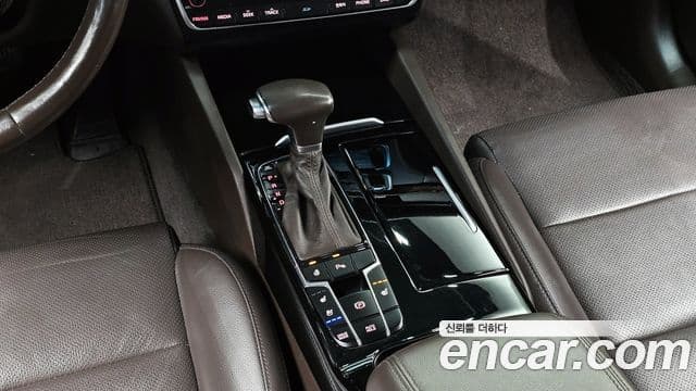 Kia All New K7 Prestige, 2016 9