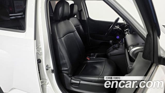 Hyundai Casper Smart, 2023 12