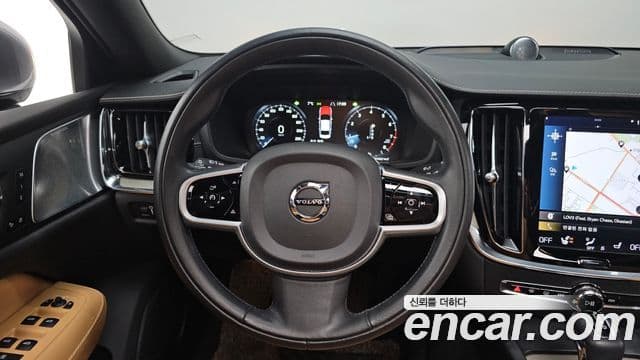Volvo S60 3세대 T5 Inscription, 2020 13