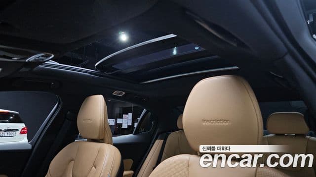Volvo S60 3세대 T5 Inscription, 2020 19