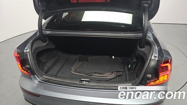 Volvo S60 3세대 T5 Inscription, 2020 20