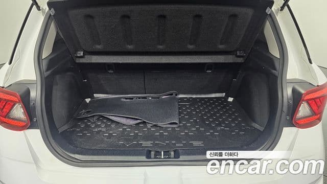 Hyundai Venue 1.6 Flux, 2020 20