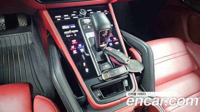 Porsche Cayenne (PO536) 3.0 E-гибрид, 2021 9