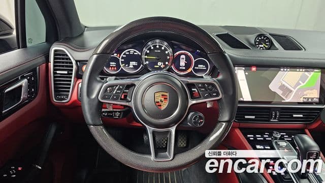 Porsche Cayenne (PO536) 3.0 E-гибрид, 2021 13