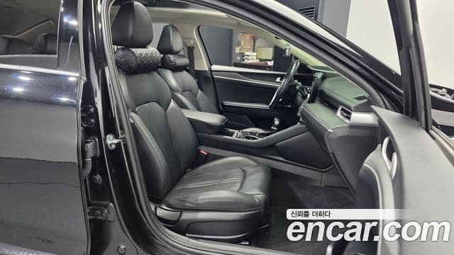 Kia K5 3세대 Standard, 2021 11