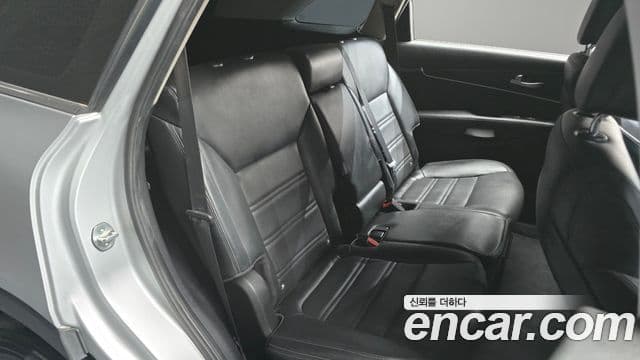 Kia All New Sorento Luxury, 2015 12