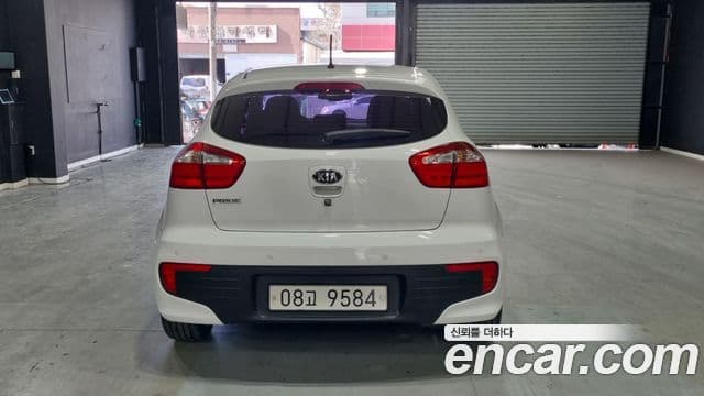 Kia The / новый New Pride Luxury, 2017 4