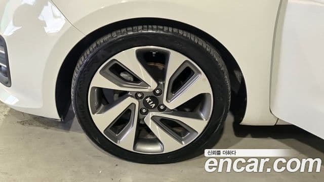 Kia The / новый New Pride Luxury, 2017 все фото