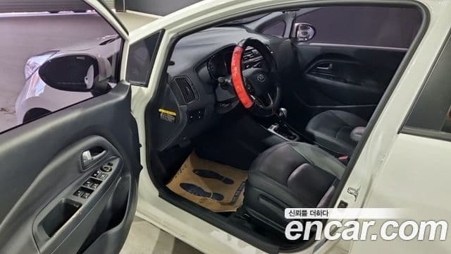 Kia The / новый New Pride Luxury, 2017 10