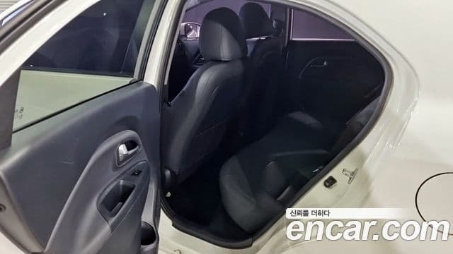 Kia The / новый New Pride Luxury, 2017 11