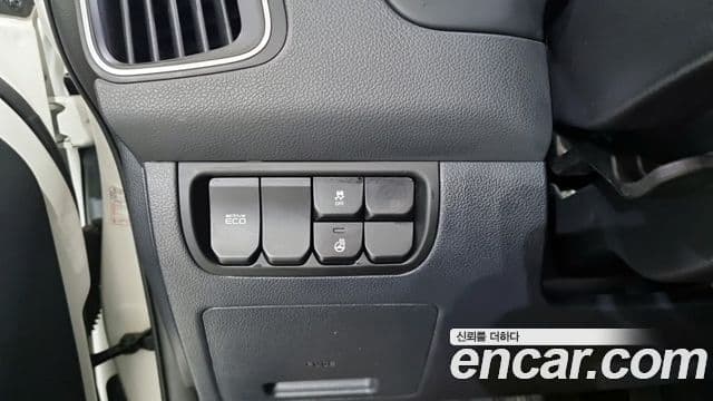 Kia The / новый New Pride Luxury, 2017 16