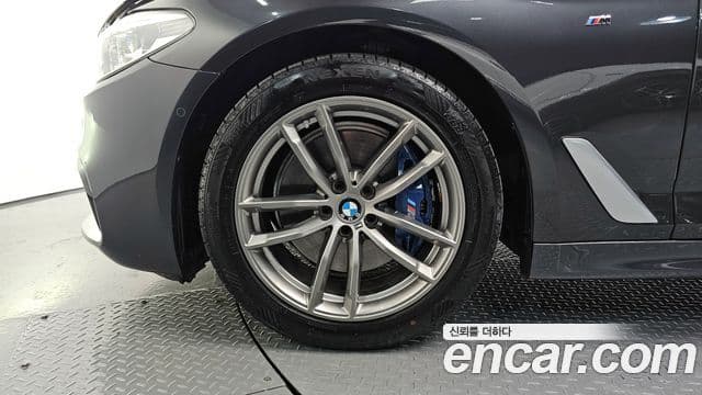 BMW 5시리즈 (G30) 530i M Sport Plus, 2018 все фото