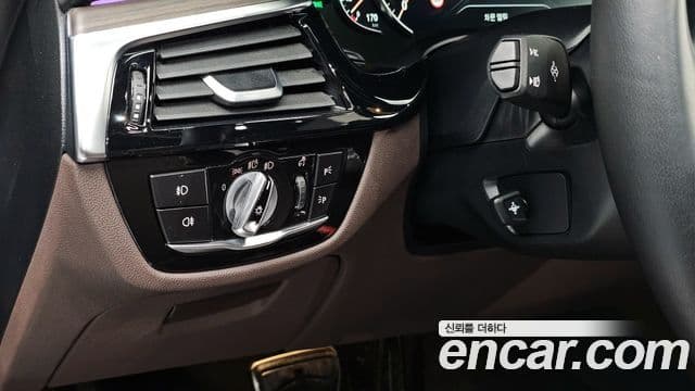 BMW 5시리즈 (G30) 530i M Sport Plus, 2018 16