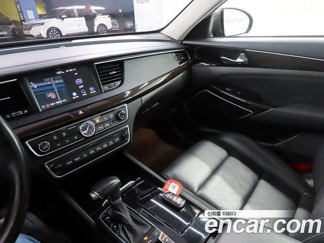 Kia All New K7 3.0 LPI Luxury (арендный автомобиль), 2018 12