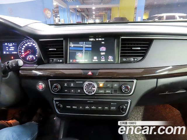 Kia All New K7 3.0 LPI Luxury (арендный автомобиль), 2018 13