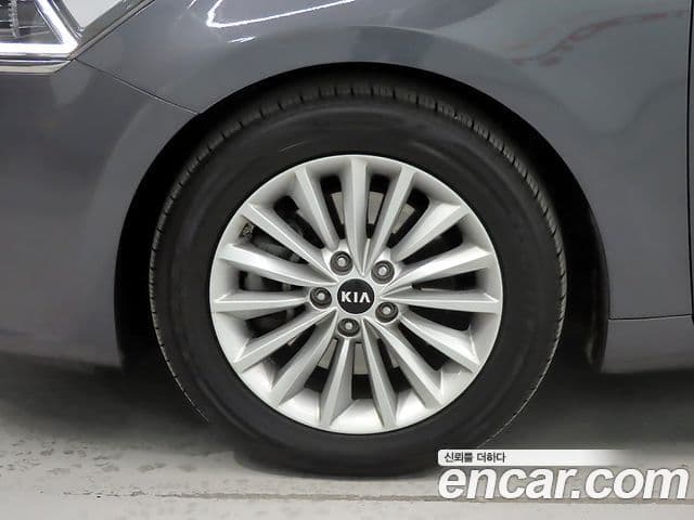 Kia All New K7 3.0 LPI Luxury (арендный автомобиль), 2018 20