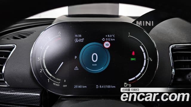 Mini Cooper D 클럽맨 2세대, 2022 8