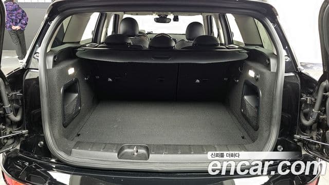 Mini Cooper D 클럽맨 2세대, 2022 20