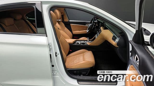 Genesis The / новый New G70 슈팅브레이크, 2023 10