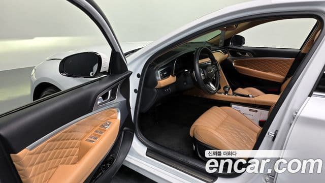 Genesis The / новый New G70 슈팅브레이크, 2023 11