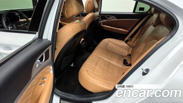 Genesis The / новый New G70 슈팅브레이크, 2023 12