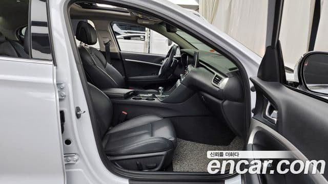 Genesis G70 Advanced, 2018 11