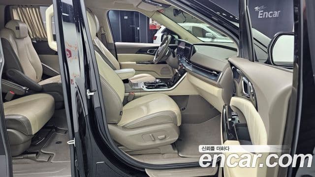 Kia Carnival 4세대 Signature, 2021 11