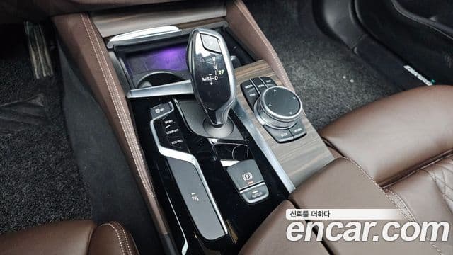 BMW 5시리즈 (G30) 520i M Sport, 2020 9