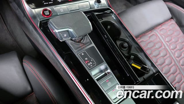 Audi RS6 (C8) 4.0 TFSI Quattro Avant performance, 2025 9