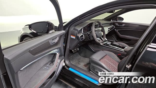 Audi RS6 (C8) 4.0 TFSI Quattro Avant performance, 2025 11