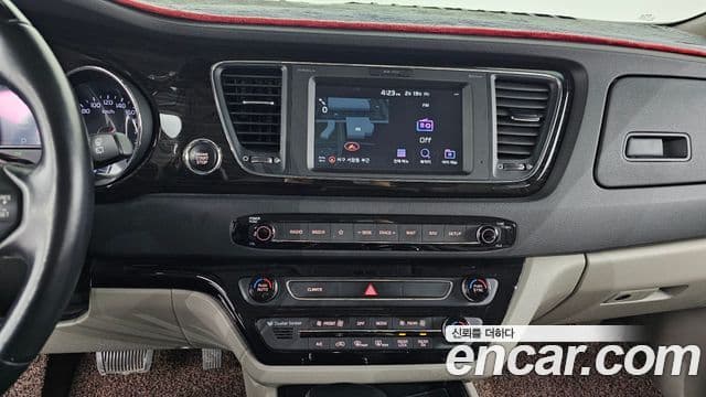 Kia The / новый New Carnival Special, 2019 14