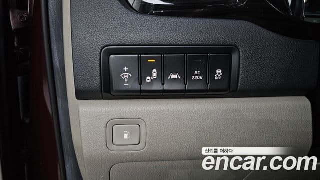 Kia The / новый New Carnival Special, 2019 16