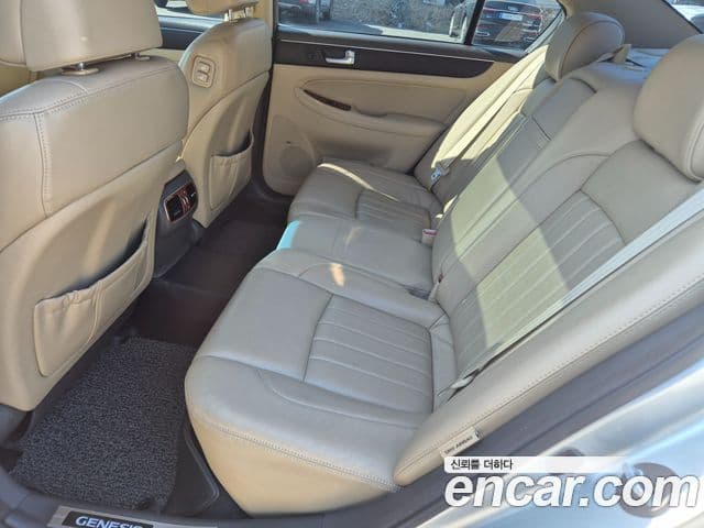 Hyundai Genesis VIP팩, 2012 10