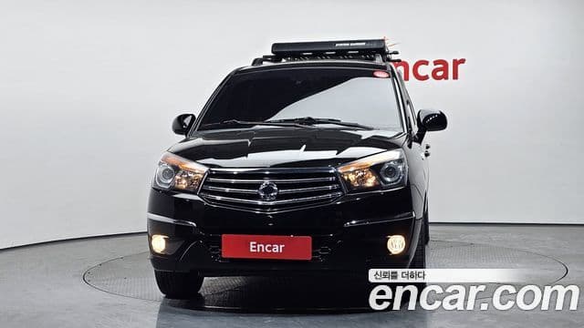 KG모빌리티(SsangYong) Korando 투리스모 4WD 11인승 Adventure 60th Edition, 2015 3