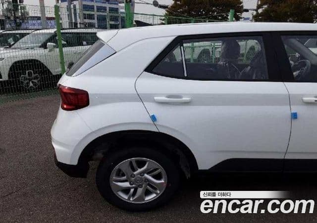 Hyundai Venue Premium, 2026 10
